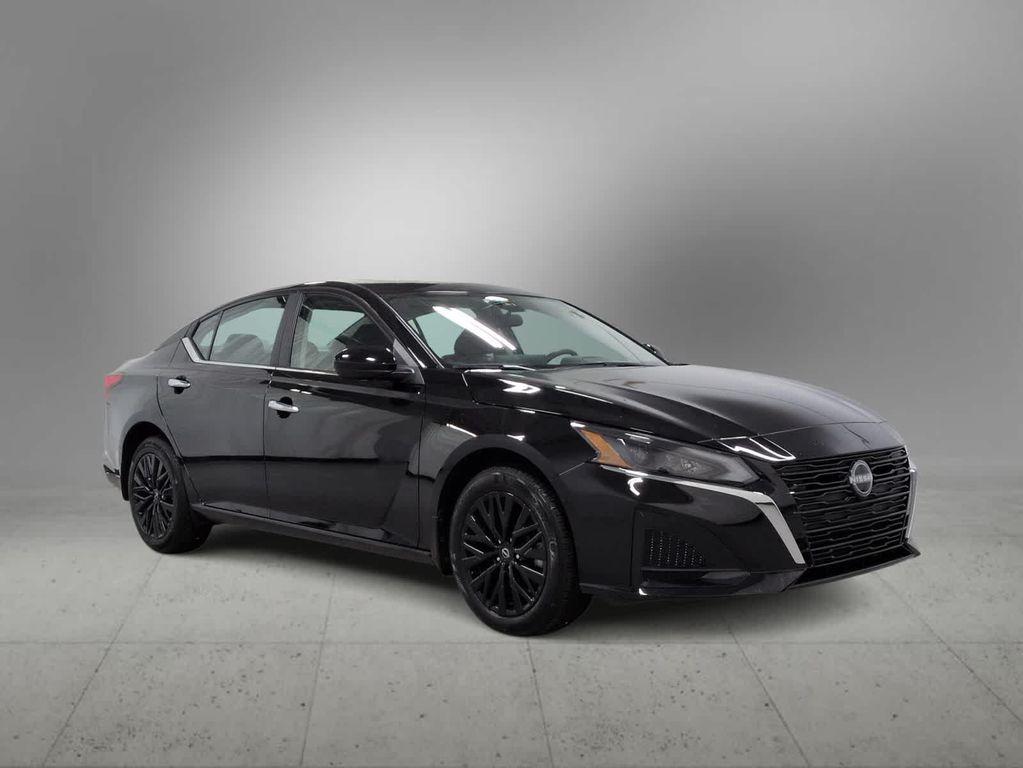 used 2025 Nissan Altima car, priced at $22,521