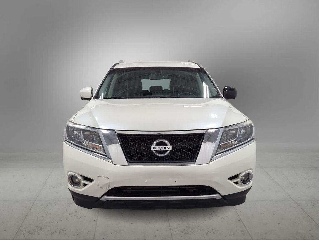 used 2015 Nissan Pathfinder car, priced at $9,995