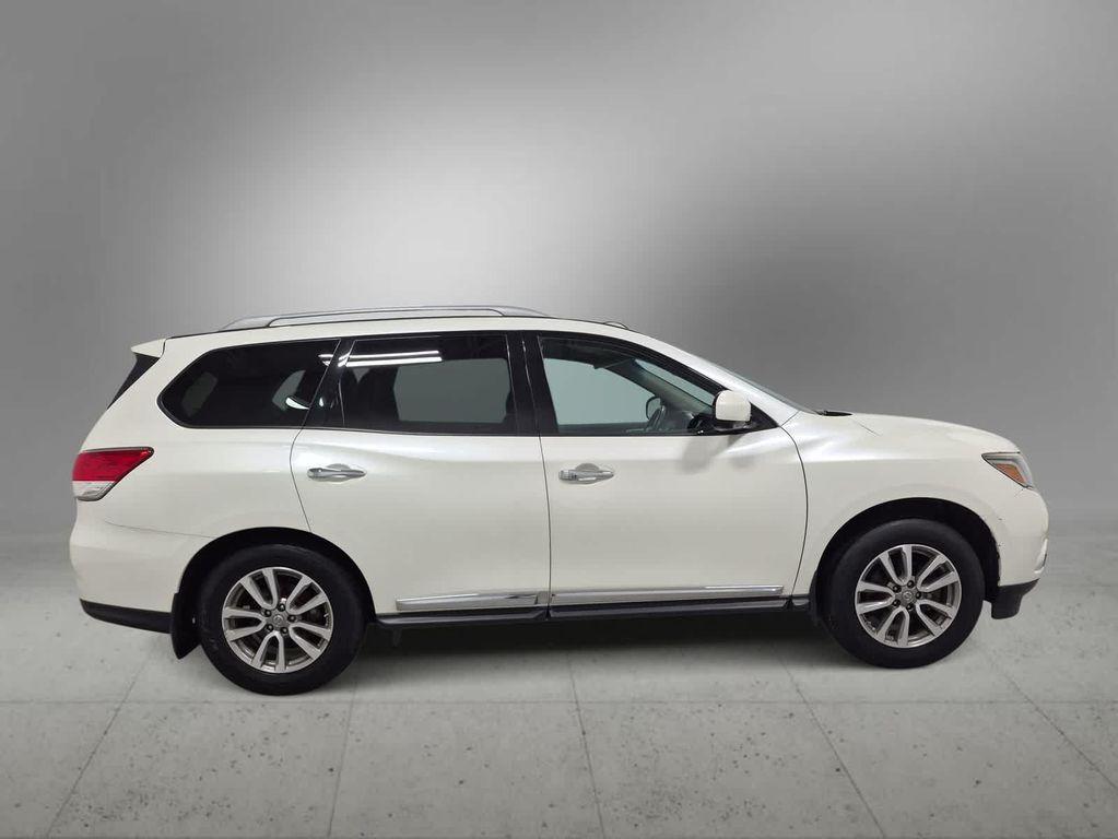 used 2015 Nissan Pathfinder car, priced at $9,995