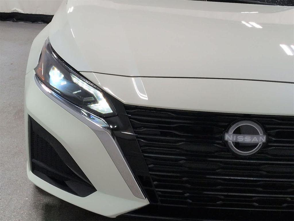 new 2025 Nissan Altima car, priced at $35,980