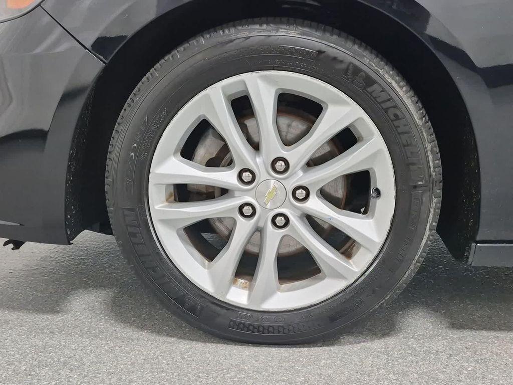 used 2018 Chevrolet Malibu car, priced at $11,391