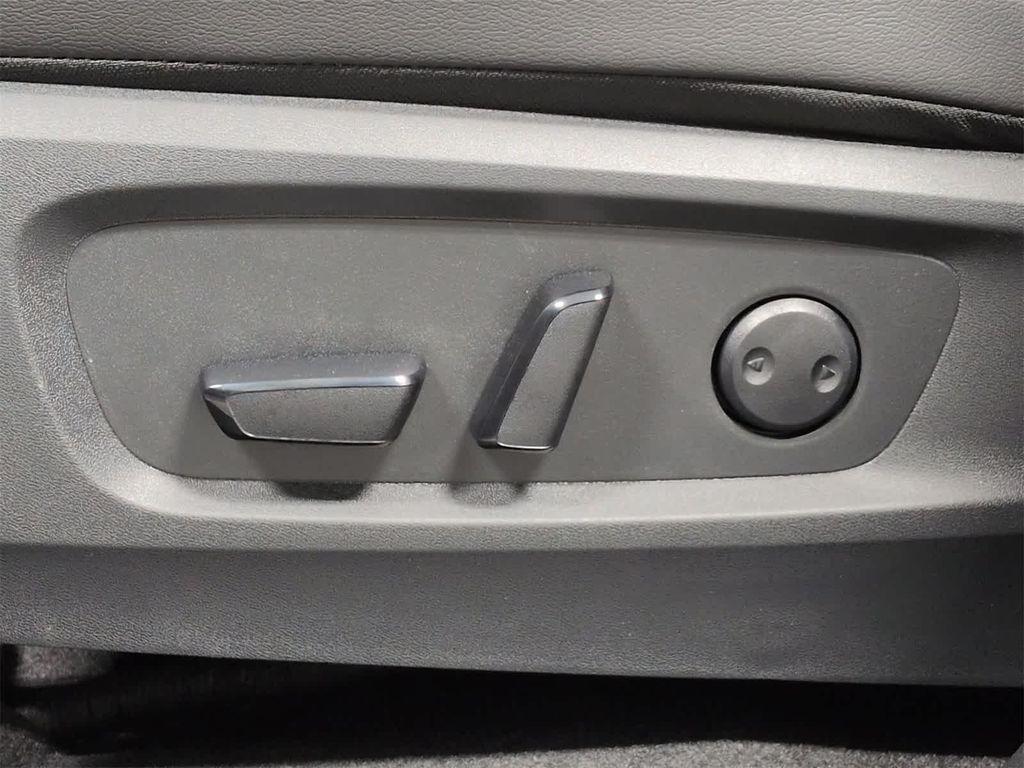 new 2025 Nissan Pathfinder car, priced at $40,799