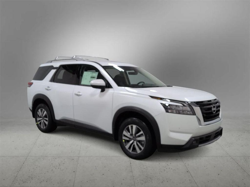 new 2025 Nissan Pathfinder car, priced at $40,799
