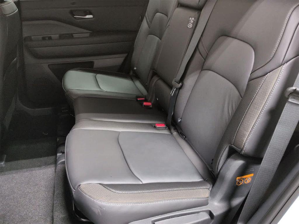 new 2025 Nissan Pathfinder car, priced at $40,799