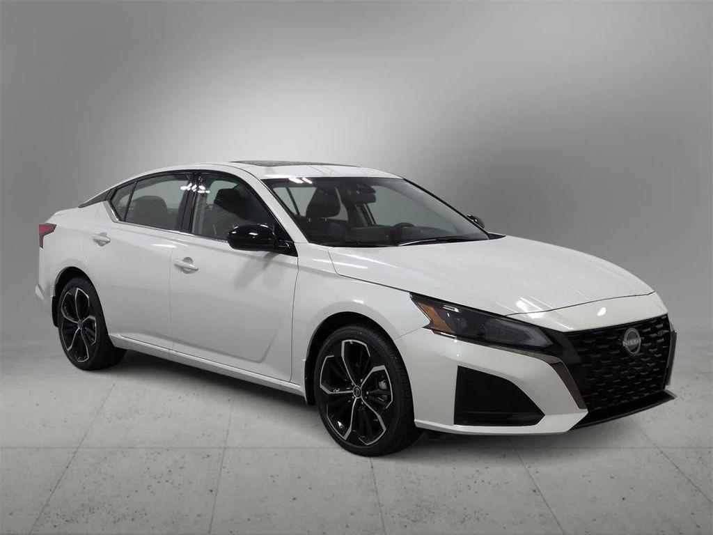 new 2025 Nissan Altima car, priced at $29,581