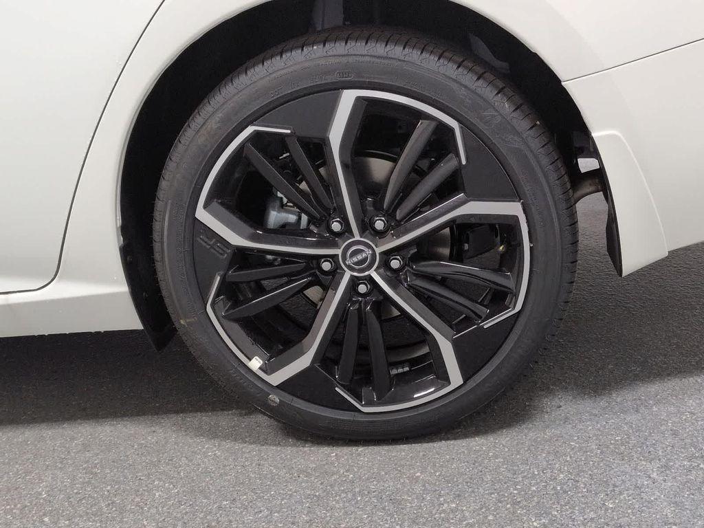 new 2025 Nissan Altima car, priced at $31,581