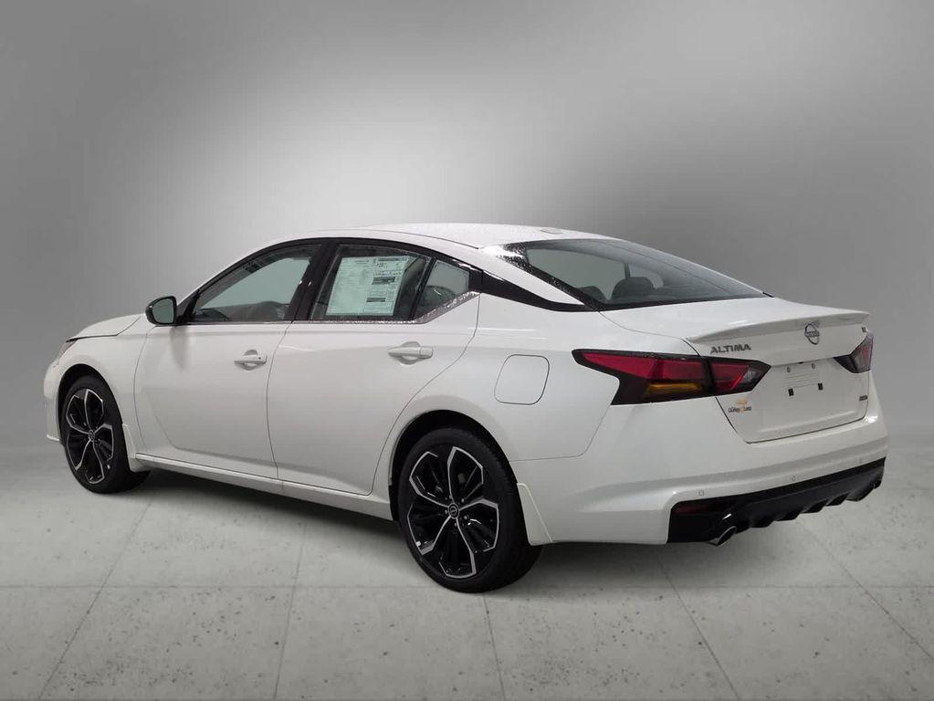 new 2025 Nissan Altima car, priced at $31,581