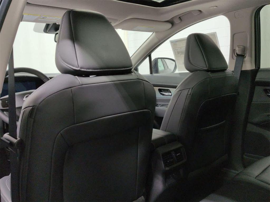 new 2025 Nissan Murano car, priced at $39,920