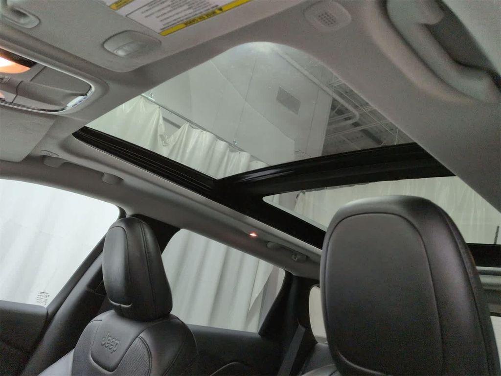 used 2021 Jeep Cherokee car, priced at $18,289