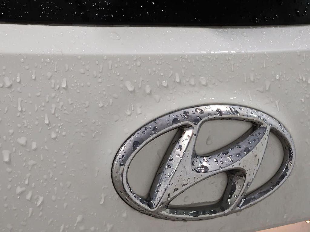 used 2018 Hyundai Santa Fe Sport car, priced at $11,995
