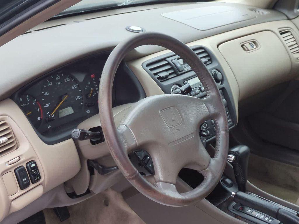 used 2000 Honda Accord car, priced at $4,500