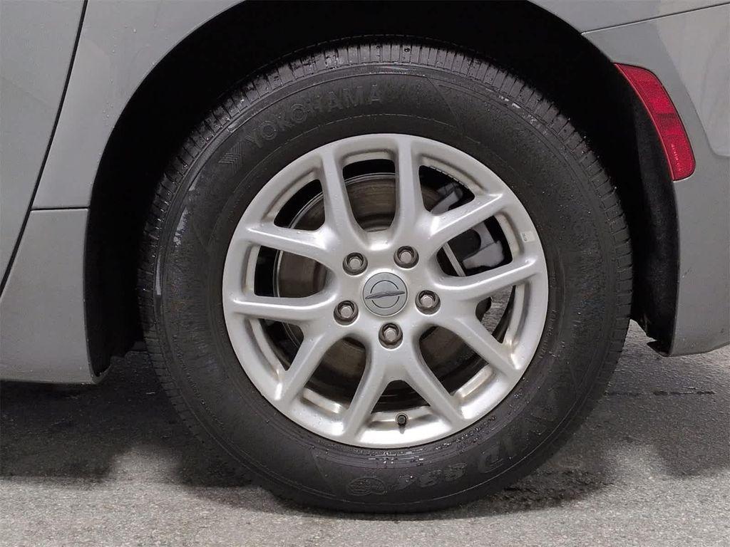 used 2025 Chrysler Pacifica car, priced at $28,929