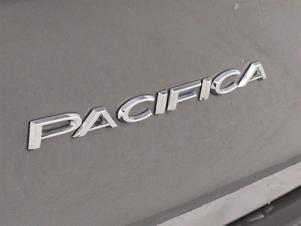 used 2025 Chrysler Pacifica car, priced at $28,929