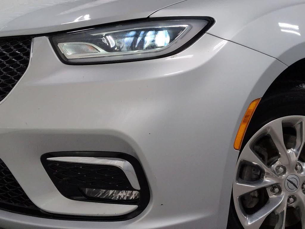 used 2022 Chrysler Pacifica car, priced at $24,967