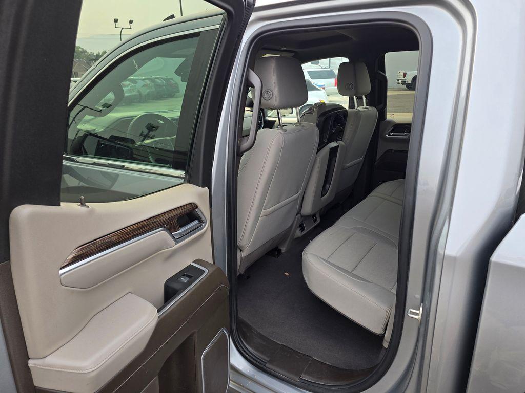 used 2023 GMC Sierra 1500 car, priced at $27,401