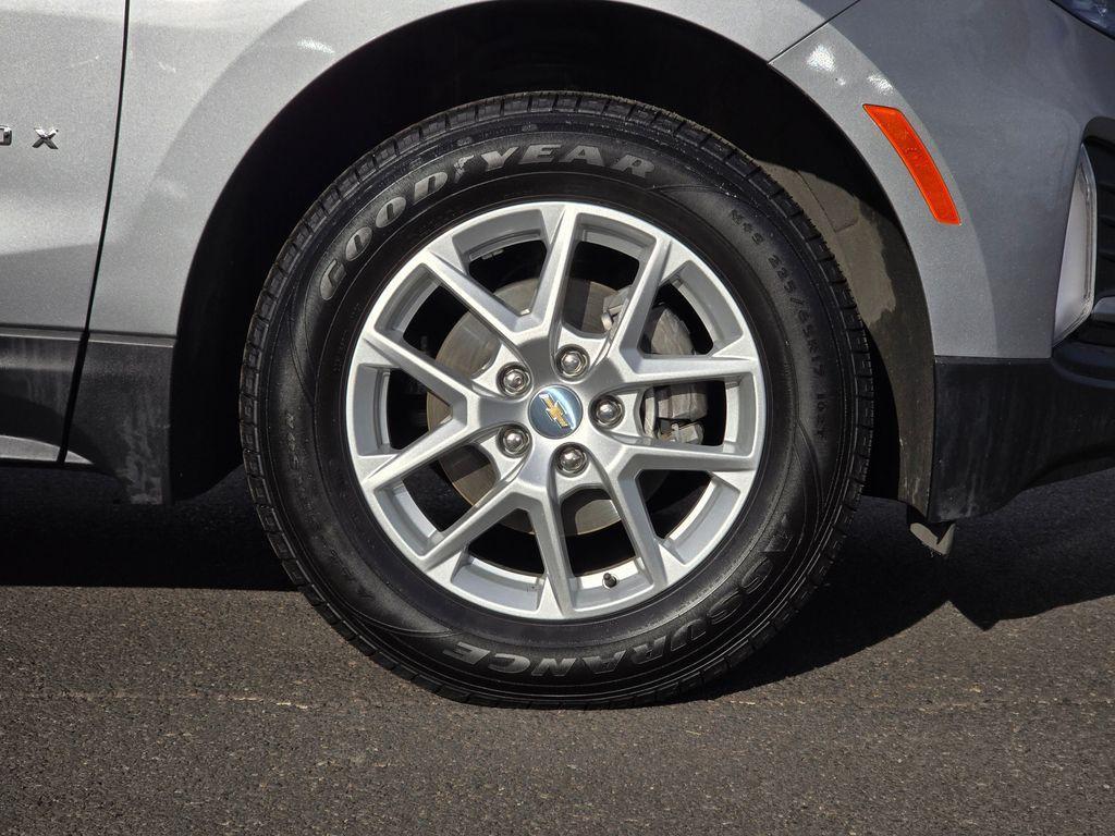 used 2023 Chevrolet Equinox car, priced at $19,361