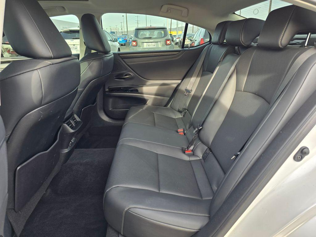 used 2023 Lexus ES 250 car, priced at $34,500