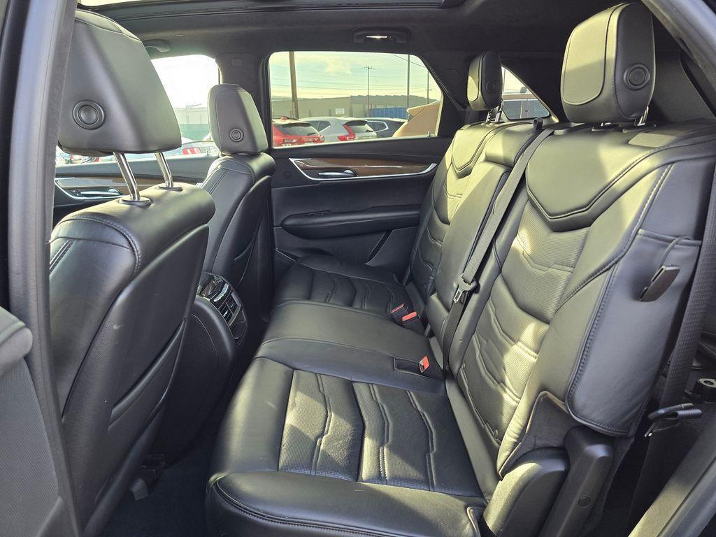 used 2017 Cadillac XT5 car, priced at $18,065