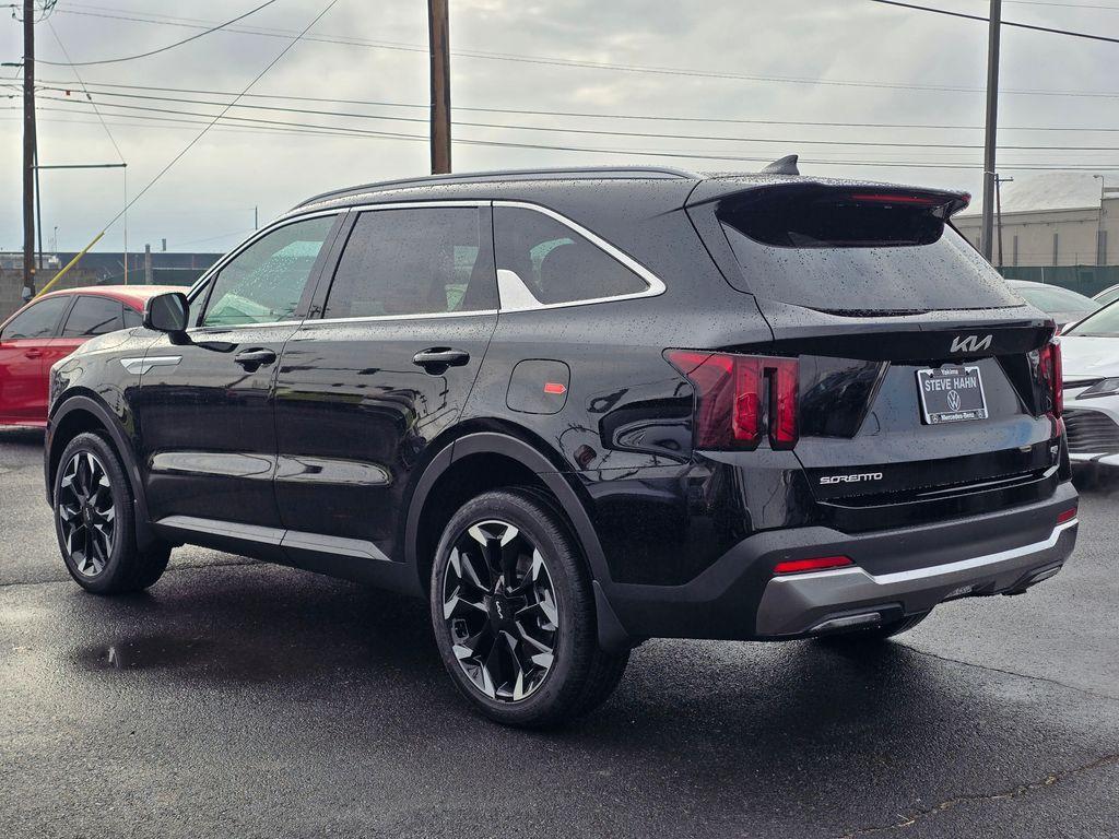 new 2026 Kia Sorento car, priced at $44,225
