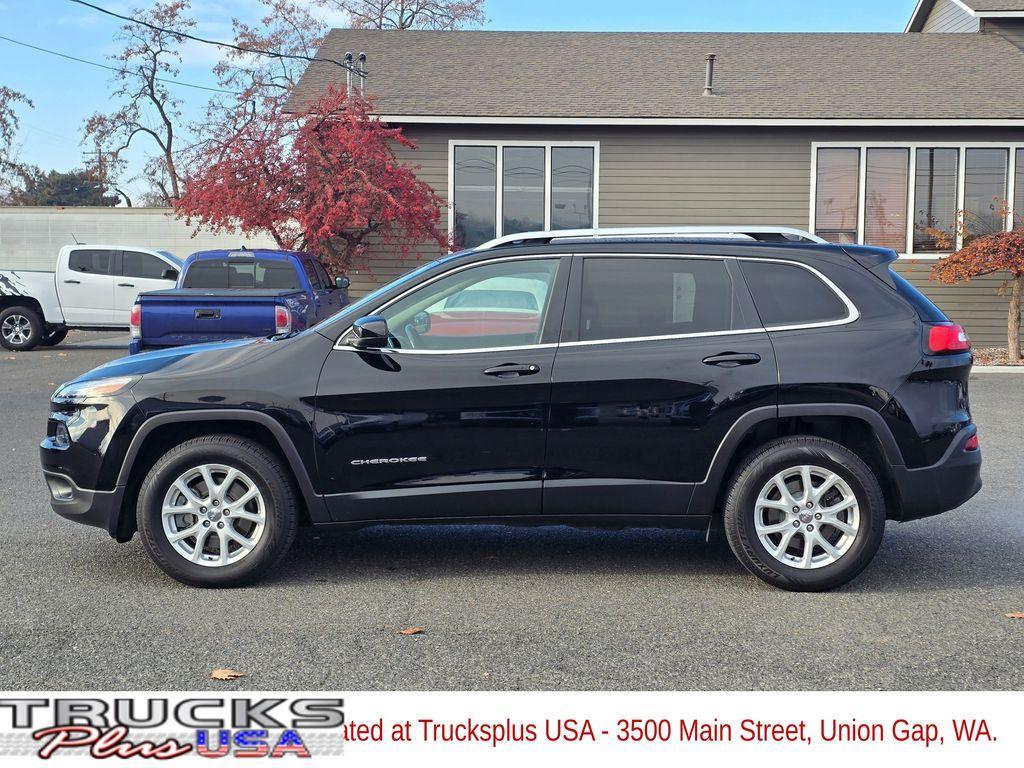 used 2018 Jeep Cherokee car, priced at $13,635