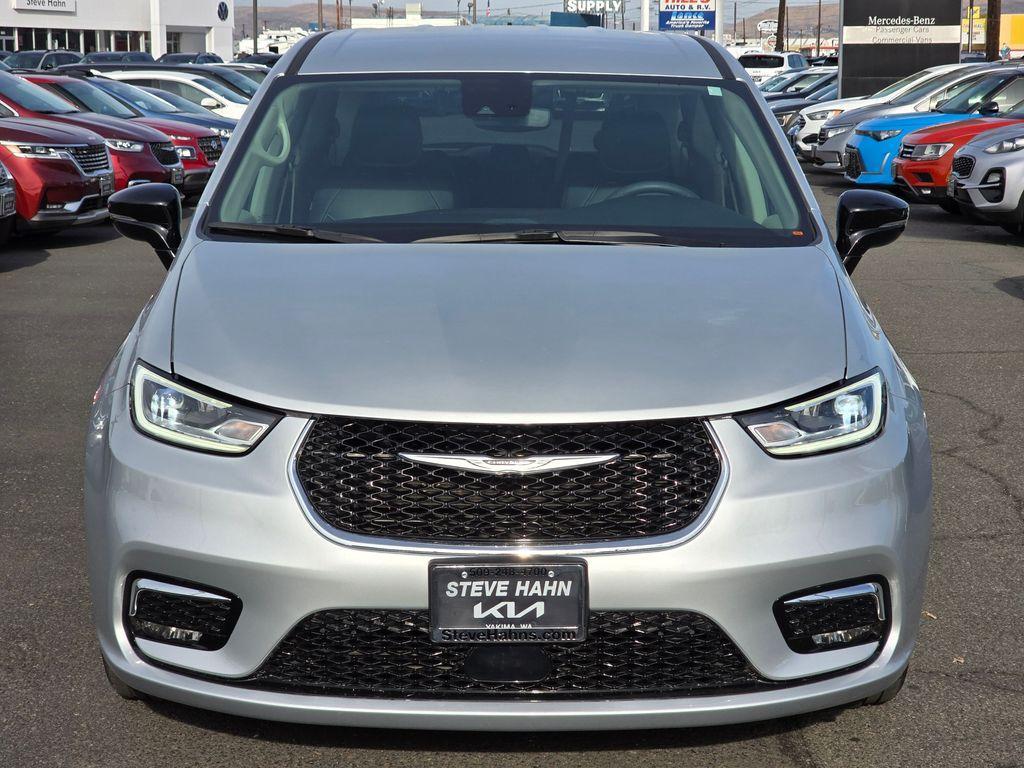 used 2024 Chrysler Pacifica car, priced at $26,365