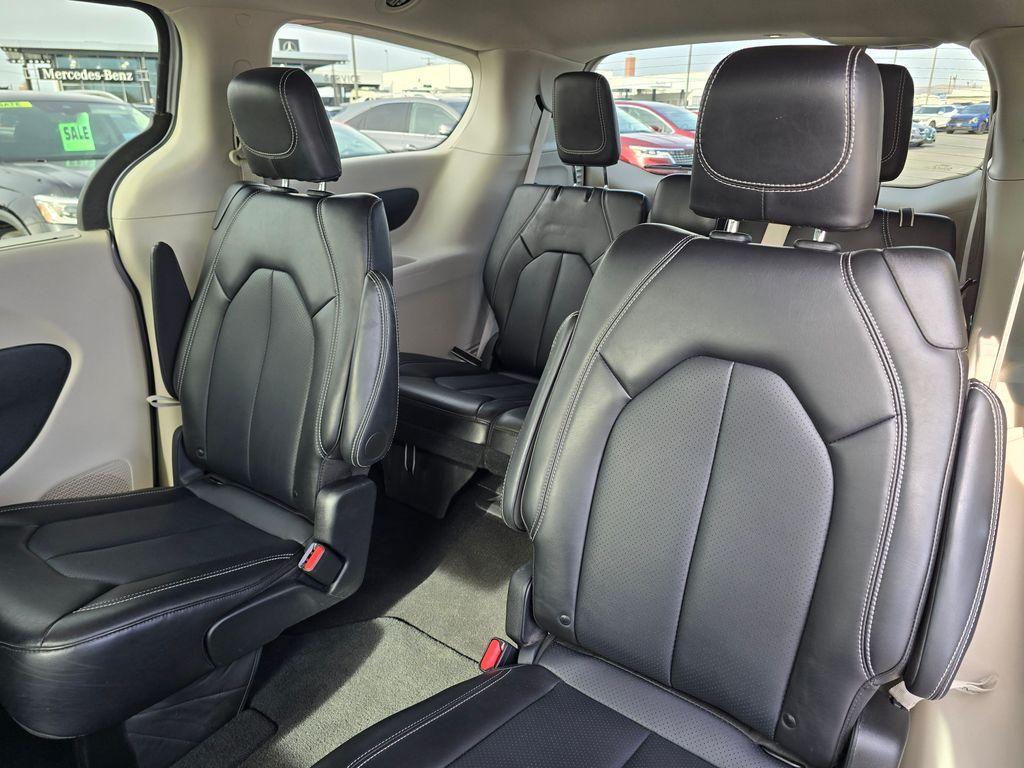 used 2024 Chrysler Pacifica car, priced at $26,365
