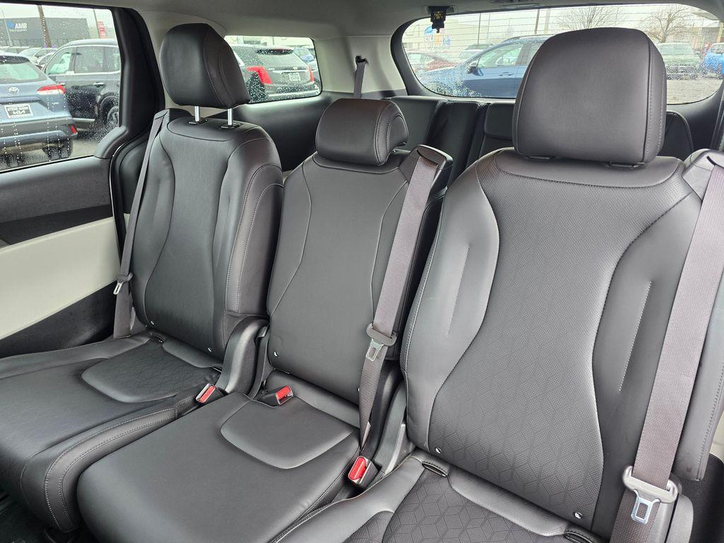 used 2022 Kia Carnival car, priced at $29,728