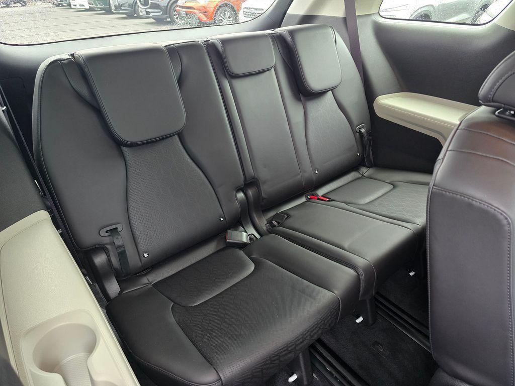 used 2022 Kia Carnival car, priced at $29,728