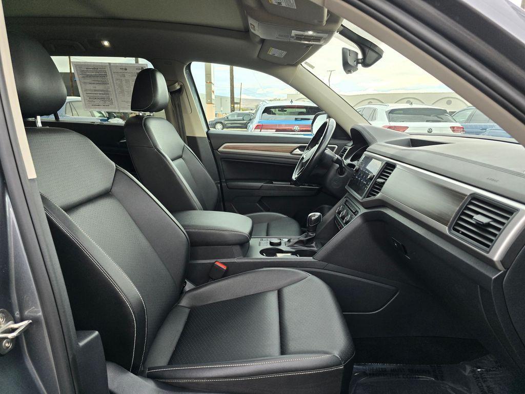 used 2021 Volkswagen Atlas car, priced at $21,996