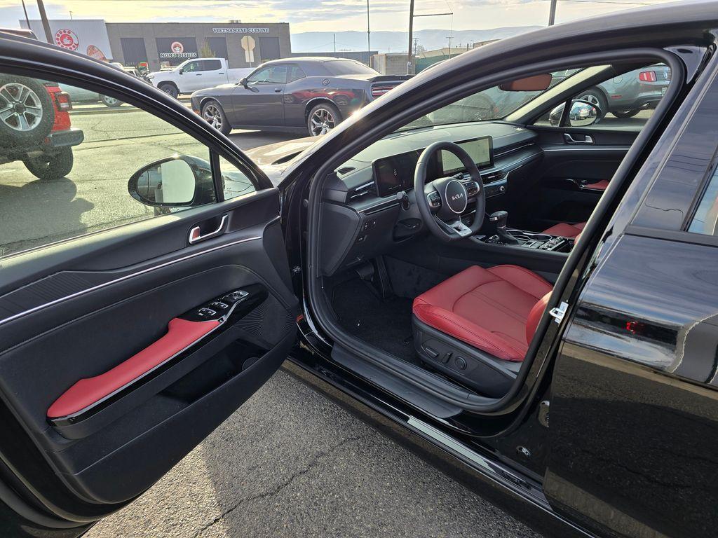 new 2026 Kia K5 car, priced at $30,024