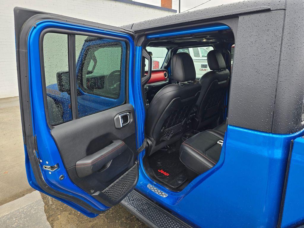 used 2021 Jeep Gladiator car, priced at $30,455