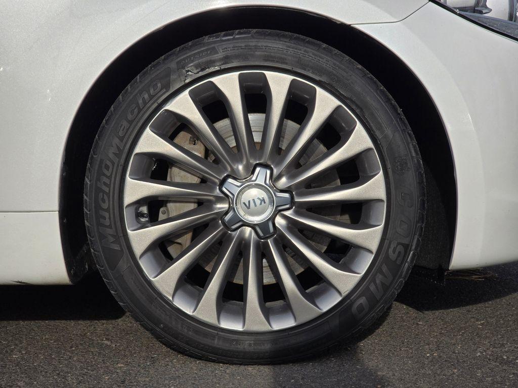 used 2017 Kia K900 car, priced at $18,998