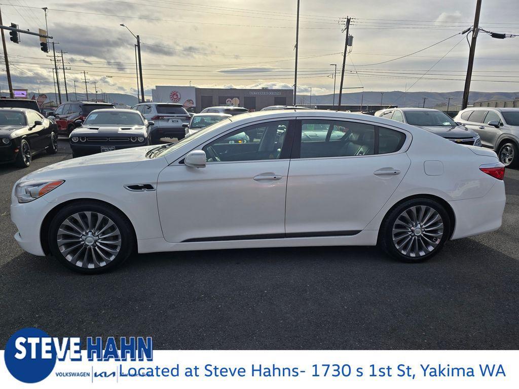 used 2017 Kia K900 car, priced at $18,998