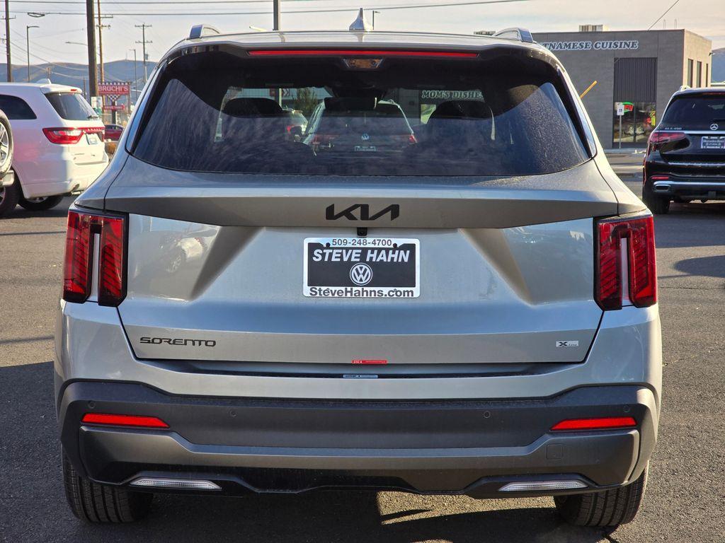 new 2026 Kia Sorento Hybrid car, priced at $44,943