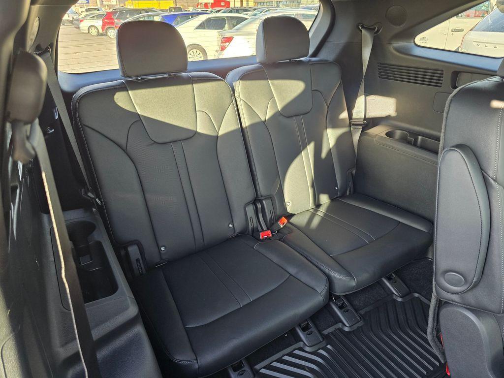 new 2026 Kia Sorento Hybrid car, priced at $44,943