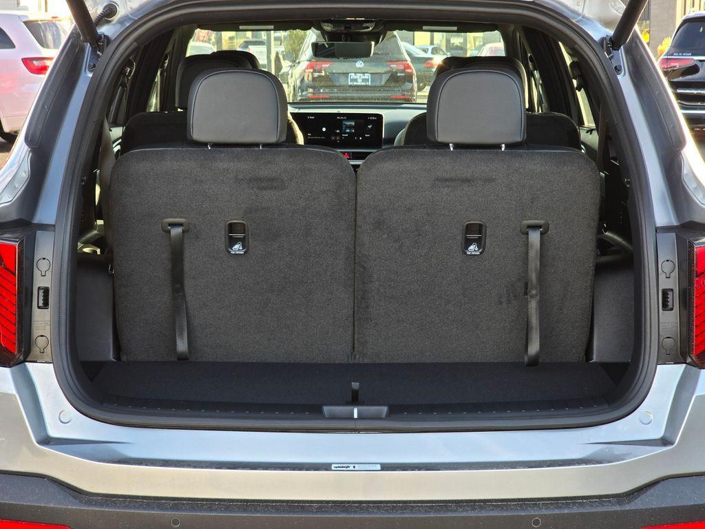 new 2026 Kia Sorento Hybrid car, priced at $44,943