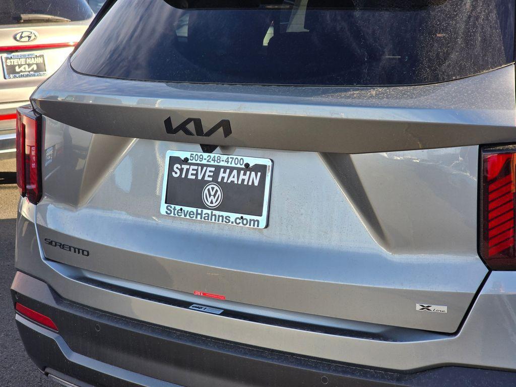 new 2026 Kia Sorento Hybrid car, priced at $44,943