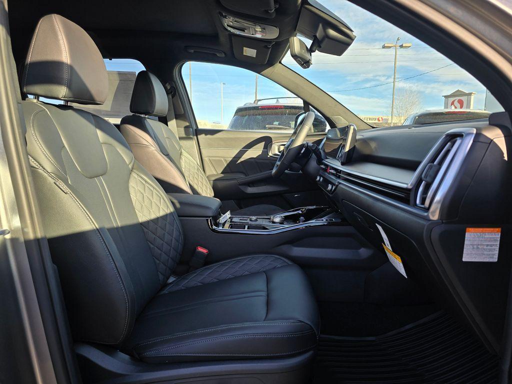 new 2026 Kia Sorento Hybrid car, priced at $44,943