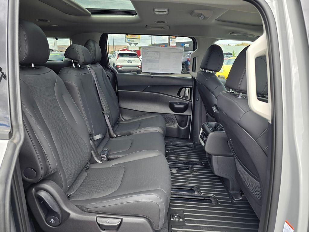 new 2026 Kia Carnival car, priced at $49,789