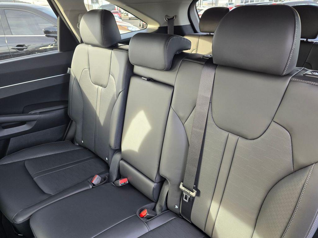 new 2026 Kia Sorento car, priced at $35,727