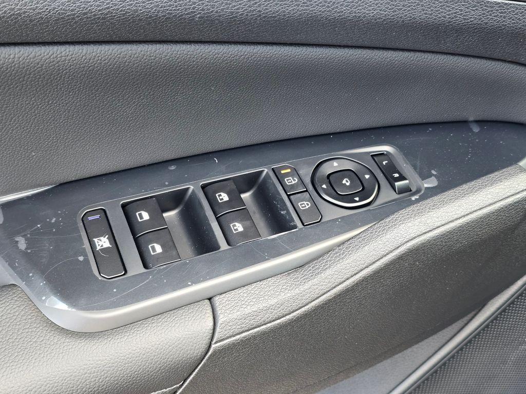 new 2026 Kia Sportage car, priced at $35,724