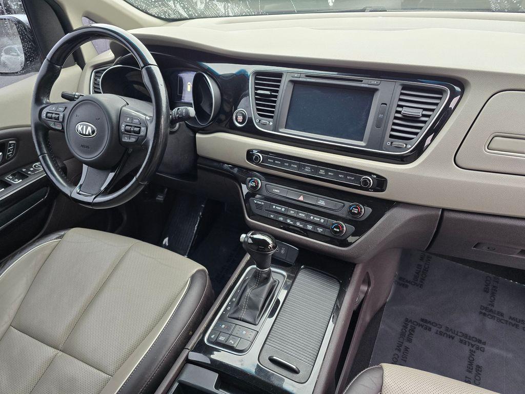 used 2015 Kia Sedona car