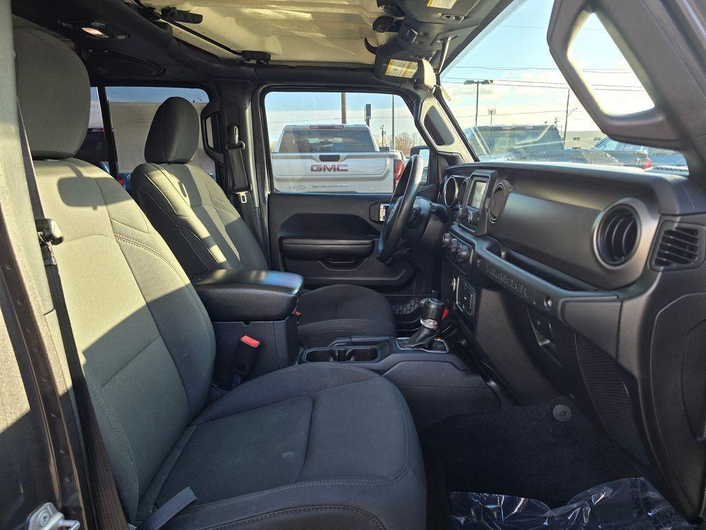 used 2018 Jeep Wrangler Unlimited car, priced at $21,105