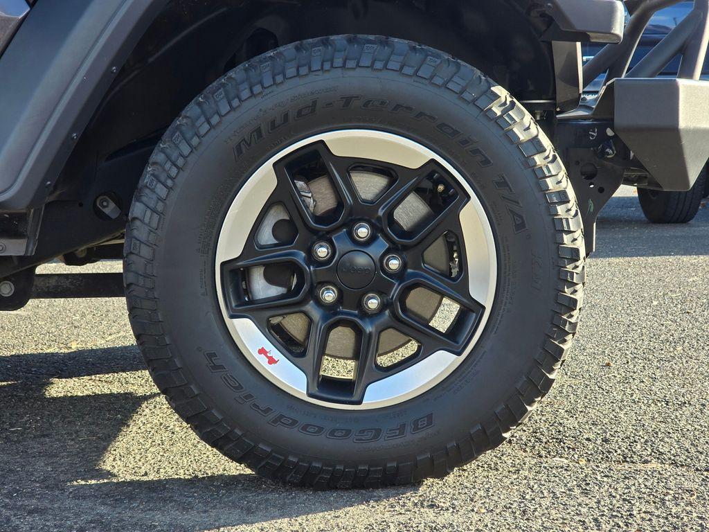 used 2018 Jeep Wrangler Unlimited car, priced at $21,105