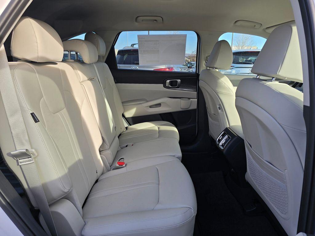 new 2026 Kia Sorento car, priced at $36,406