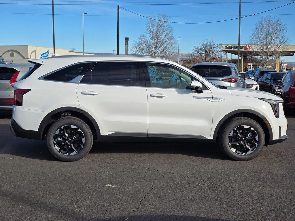 new 2026 Kia Sorento car, priced at $36,406