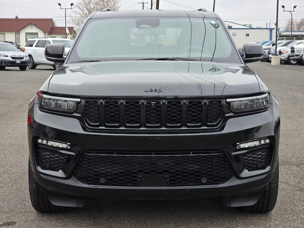 used 2024 Jeep Grand Cherokee car, priced at $31,928