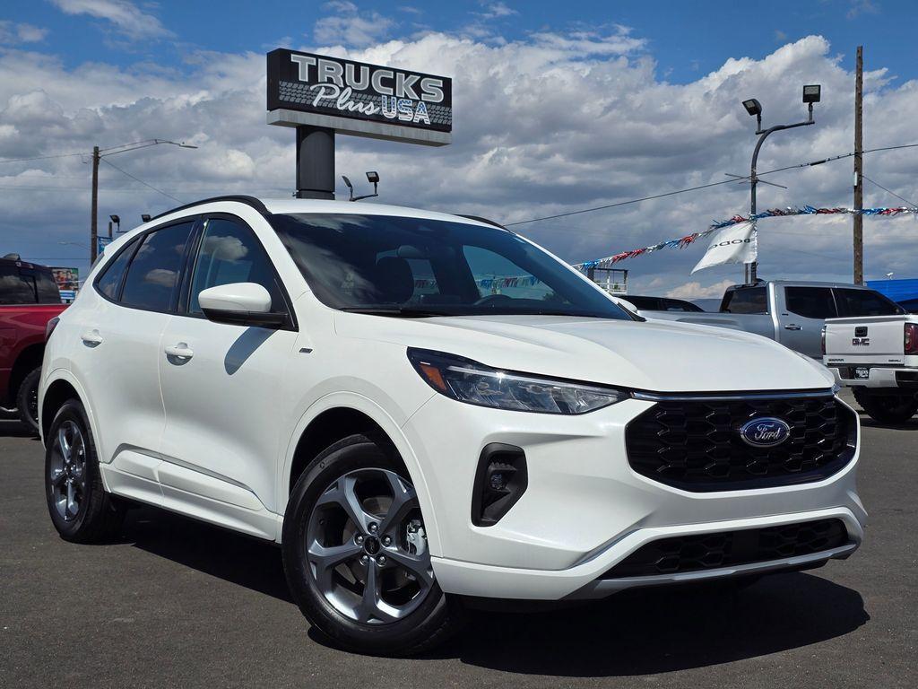 used 2023 Ford Escape car, priced at $29,000