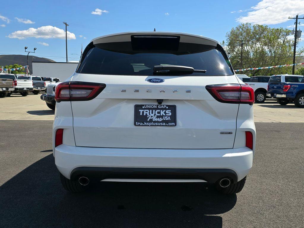 used 2023 Ford Escape car, priced at $29,000