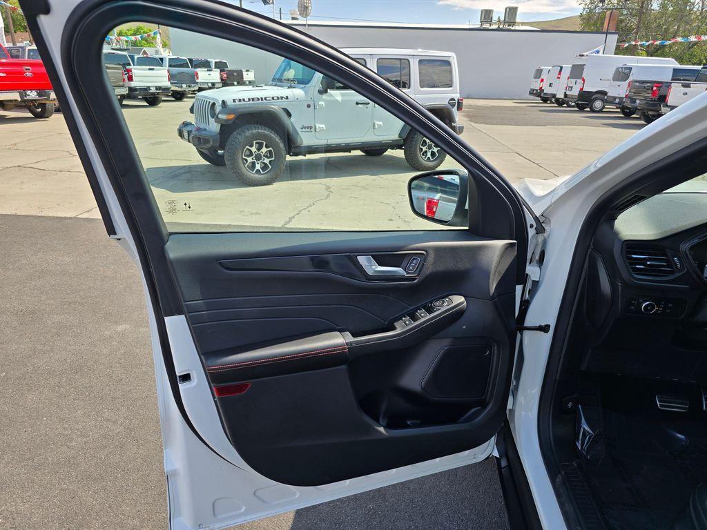 used 2023 Ford Escape car, priced at $29,000